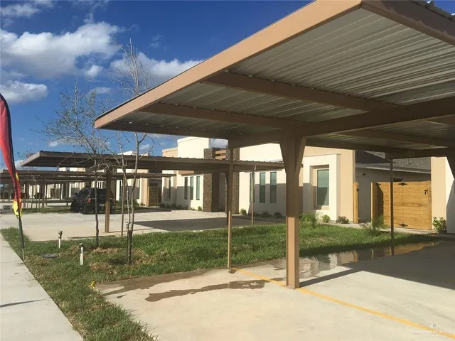 $1,300 | 3102 Sabercat Avenue, Unit 4, Edinburg, TX 78542