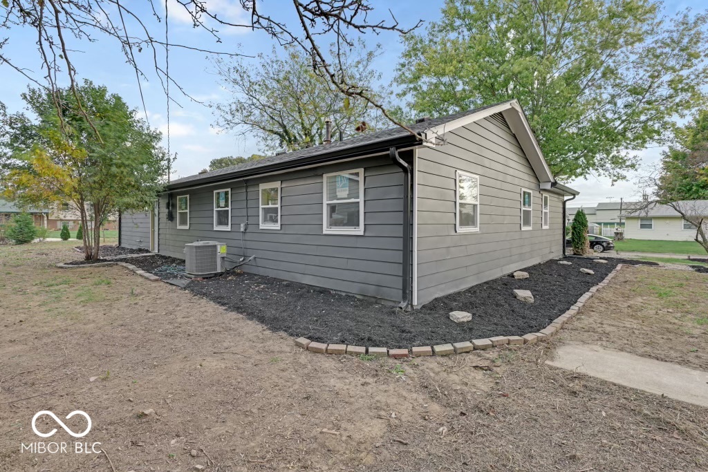 912 Delmar Road Anderson, IN 46013 - Photo 12 of 49 Gallery Image 12