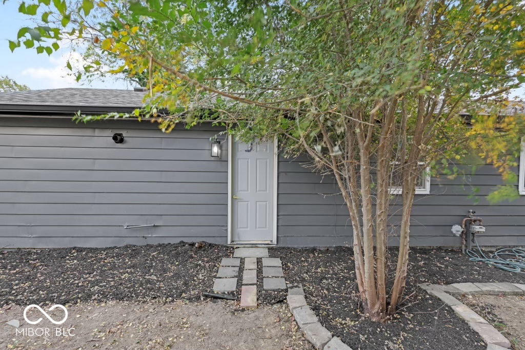 912 Delmar Road Anderson, IN 46013 - Photo 10 of 49 Gallery Image 10