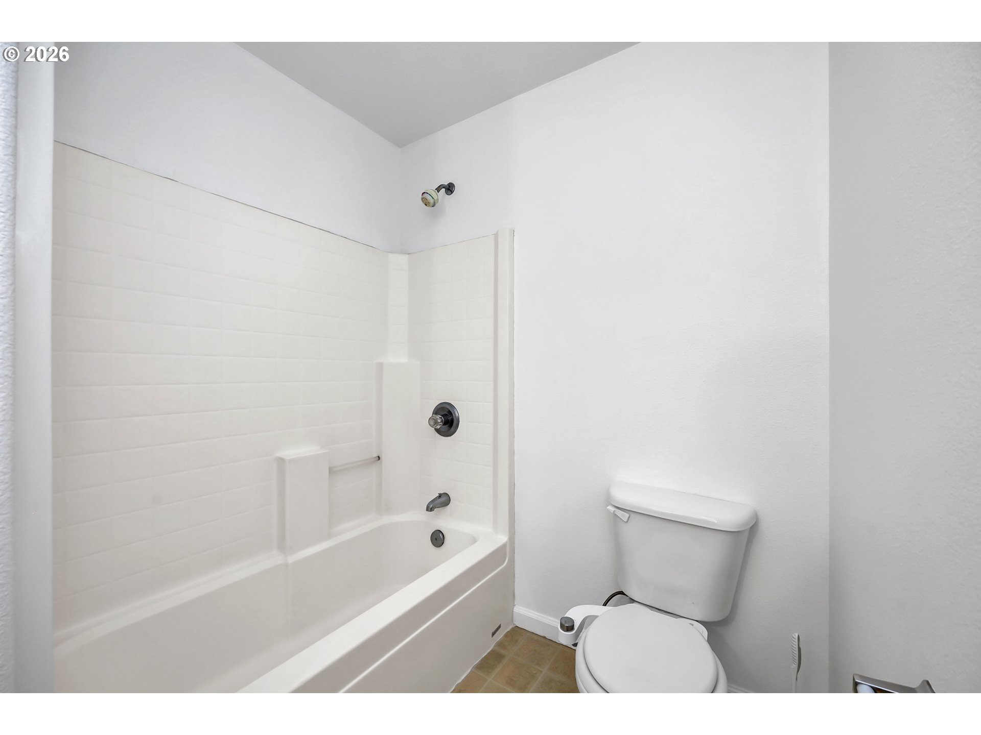 3906 Century Drive Eugene, OR 97402 - Photo 25 of 33