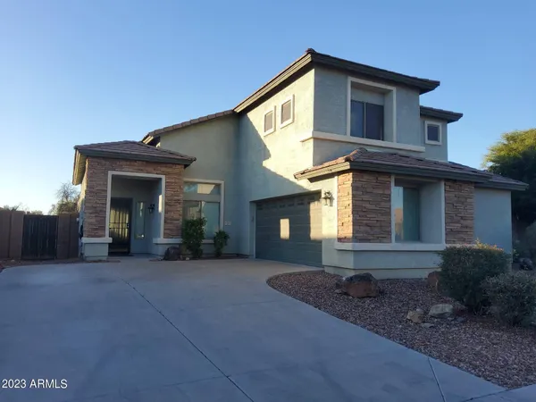 $2,695 | 5227 West Desert Lane, Laveen, AZ 85339