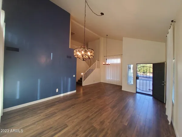 $2,695 | 5227 West Desert Lane, Laveen, AZ 85339