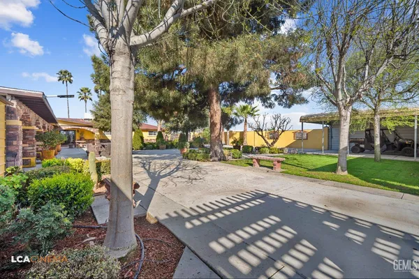 a view of a porch with pathway