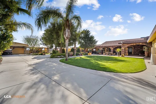 $879,999 | Undisclosed Address, Earlimart, CA 93219