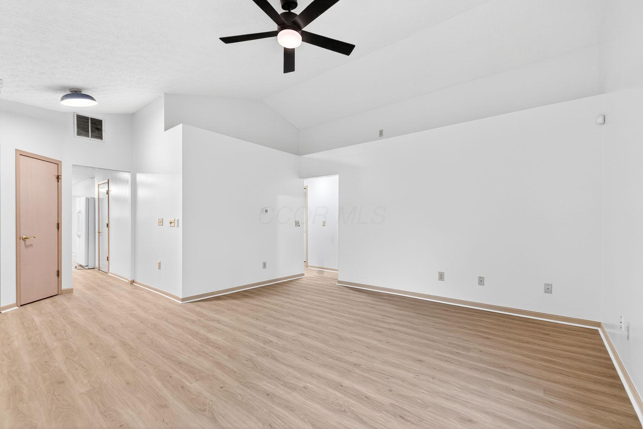 2064 Waymont Road Columbus, OH 43229 - Photo 9 of 31 2064 Waymont Rd (Interior)-5