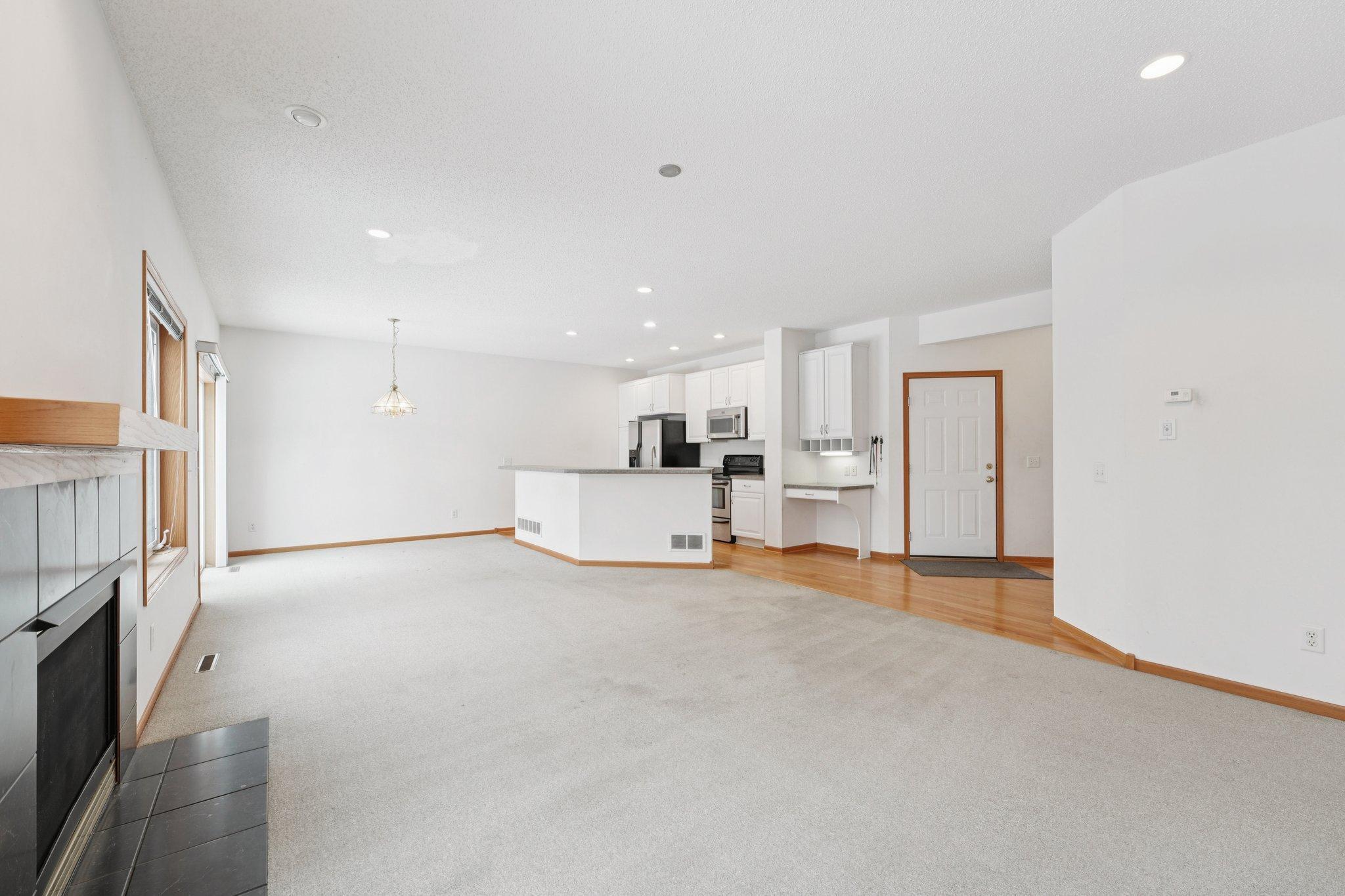 3324 137th Street West Rosemount, MN 55068 - Photo 9 of 38