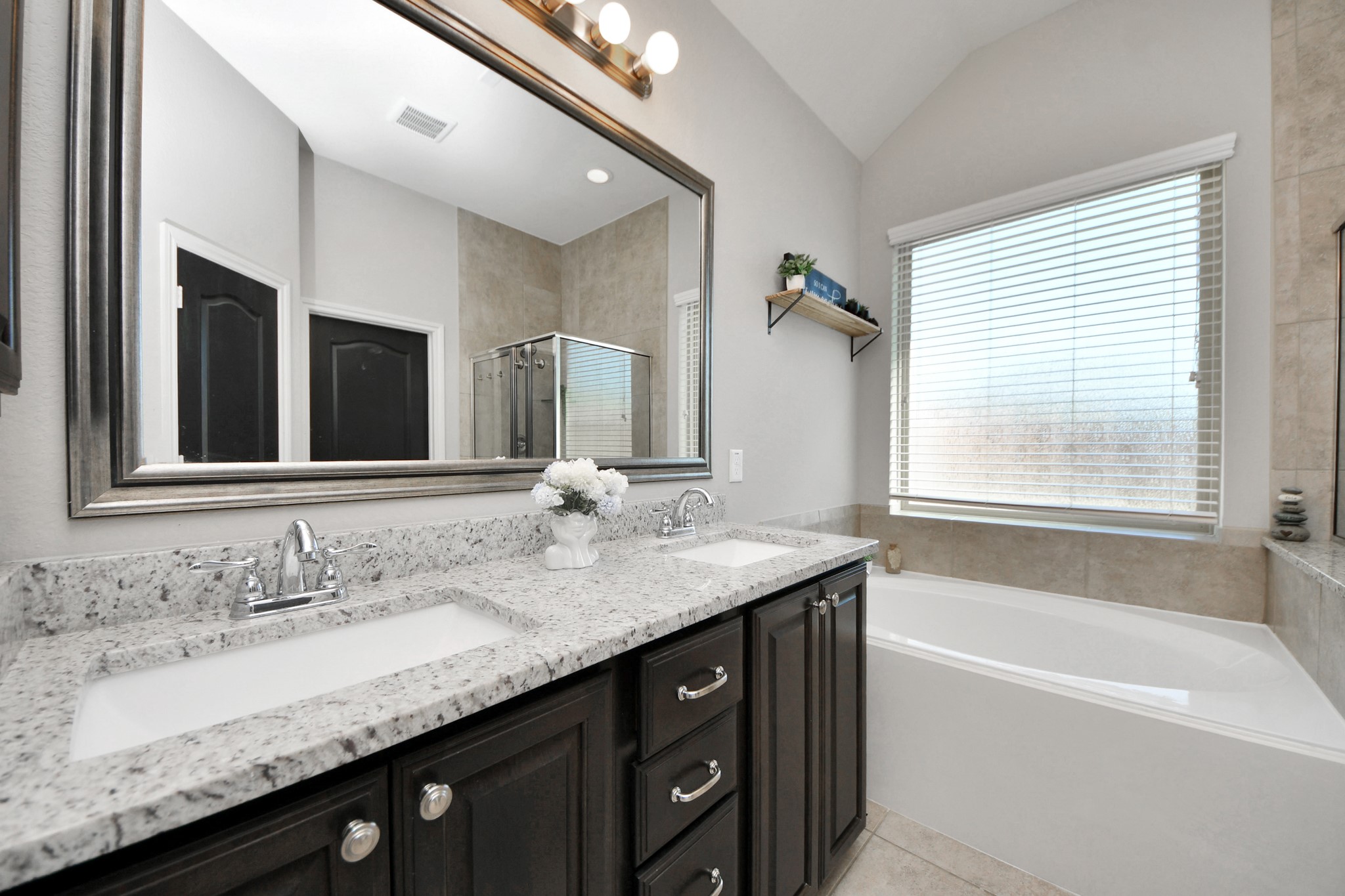 409 Billingsgate Chase, Unit CHASE Conroe, TX 77304 - Photo 23 of 45