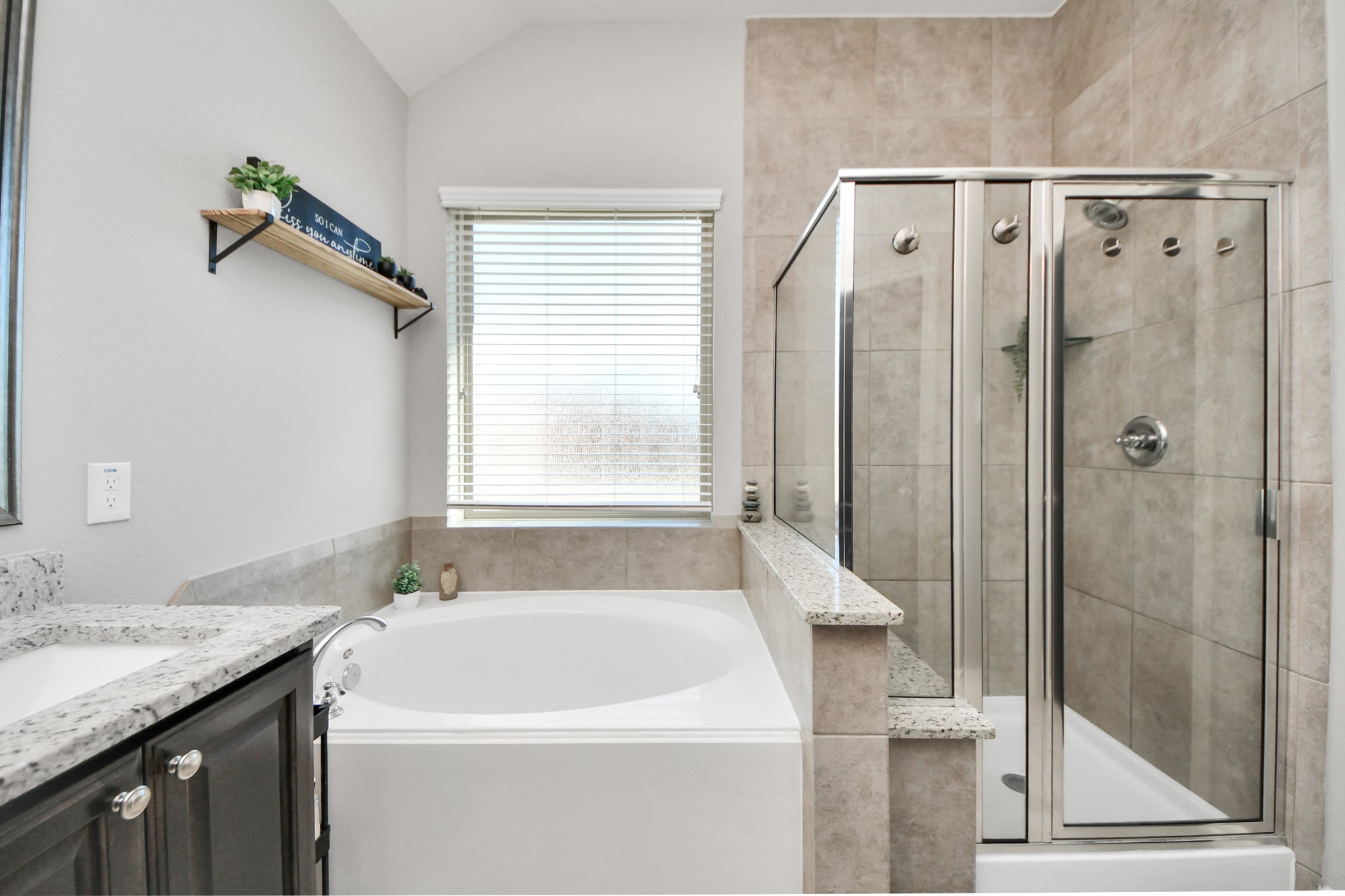 409 Billingsgate Chase, Unit CHASE Conroe, TX 77304 - Photo 24 of 45