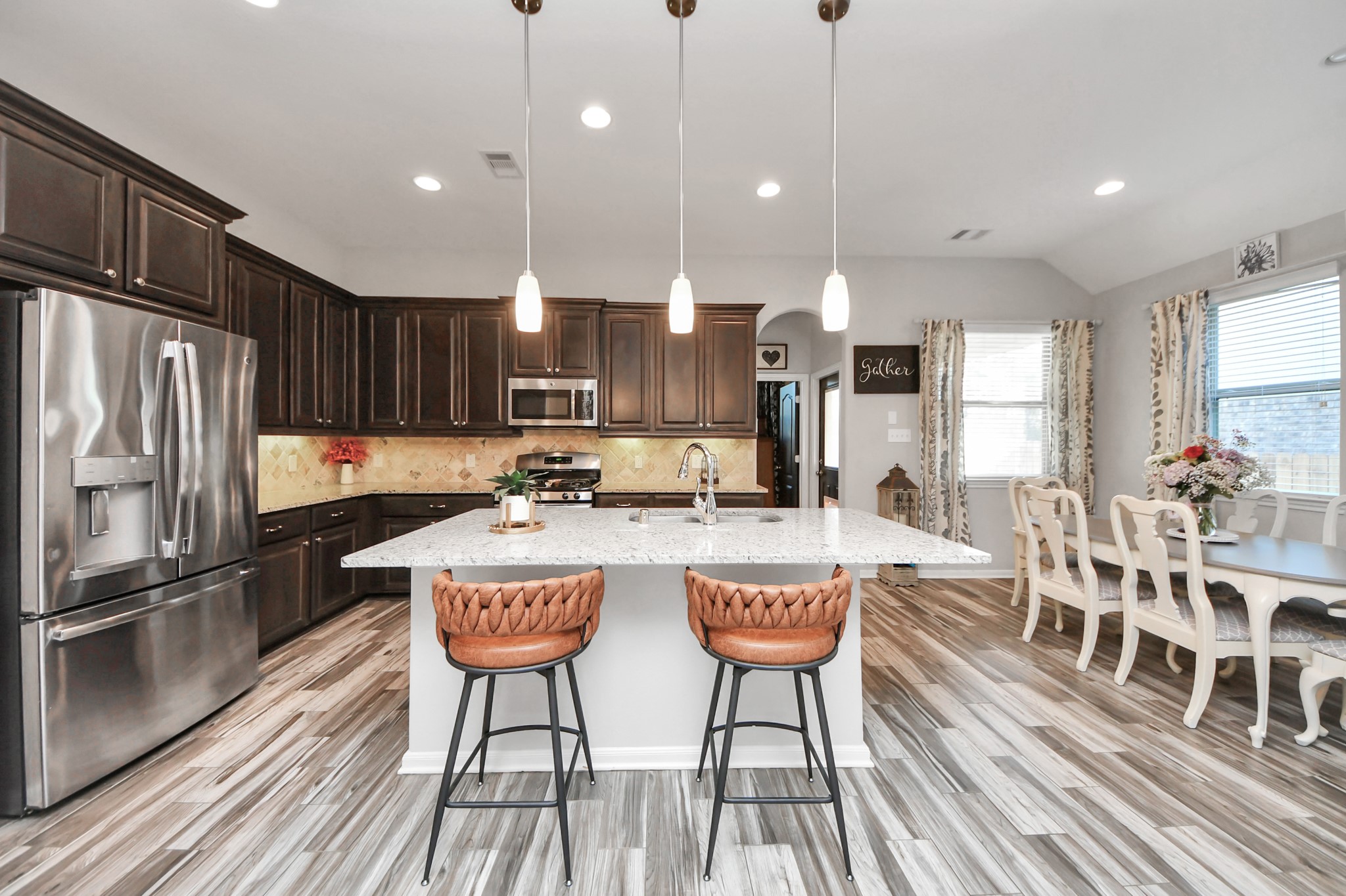 409 Billingsgate Chase, Unit CHASE Conroe, TX 77304 - Photo 10 of 45