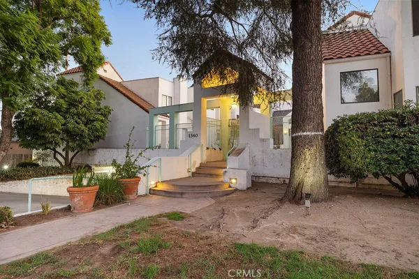 $679,000 | 1340 Glenwood Road, Unit 8, Glendale, CA 91201
