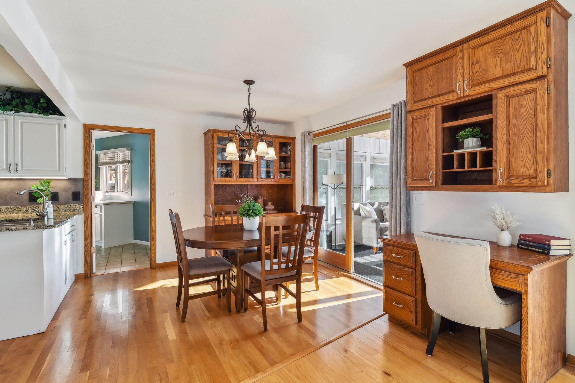 9811 Purgatory Road Eden Prairie, MN 55347 - Photo 11 of 34