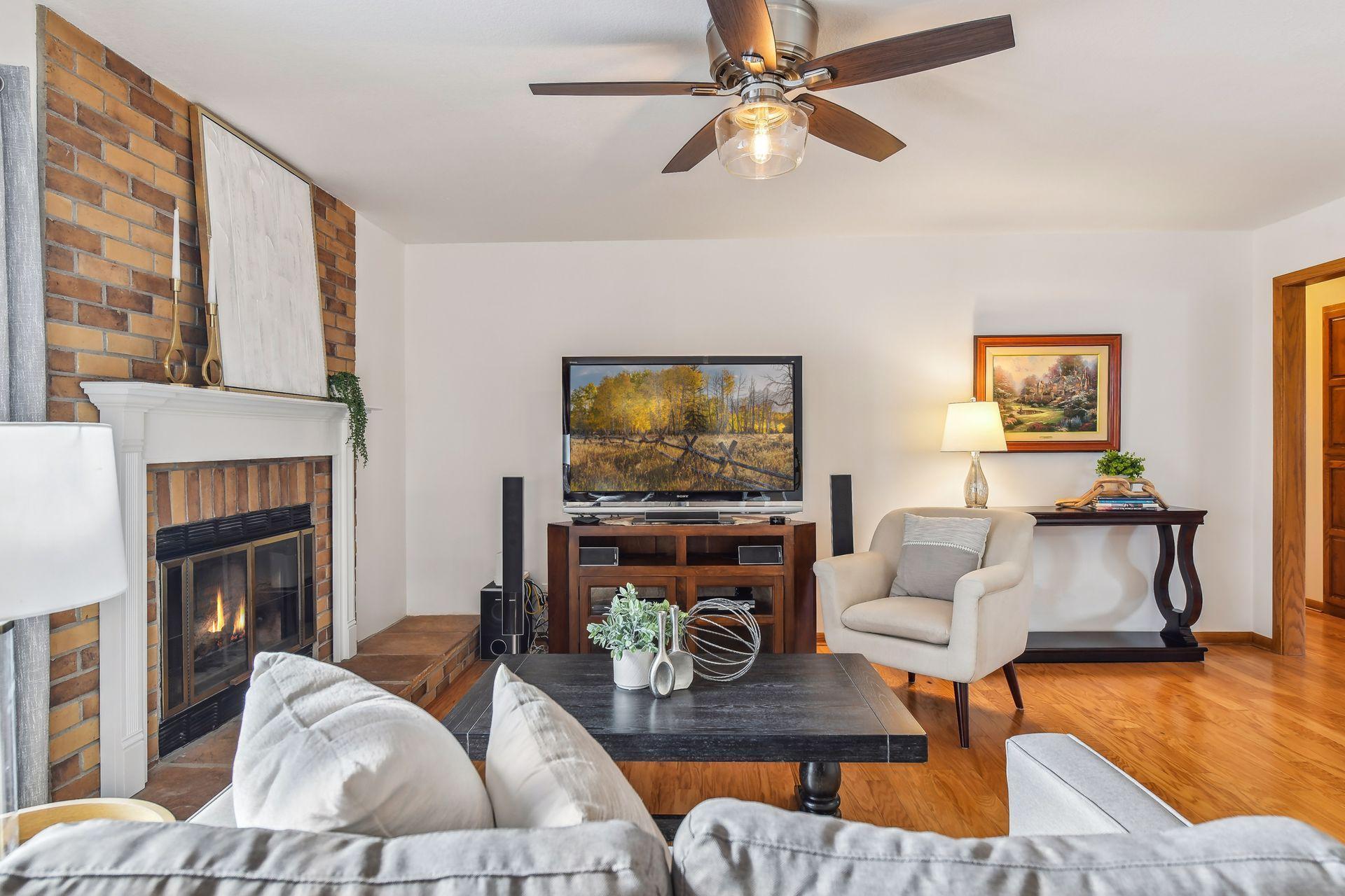 9811 Purgatory Road Eden Prairie, MN 55347 - Photo 13 of 34