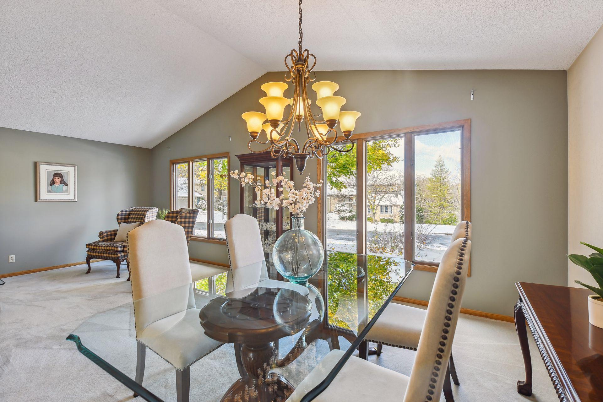 9811 Purgatory Road Eden Prairie, MN 55347 - Photo 6 of 34