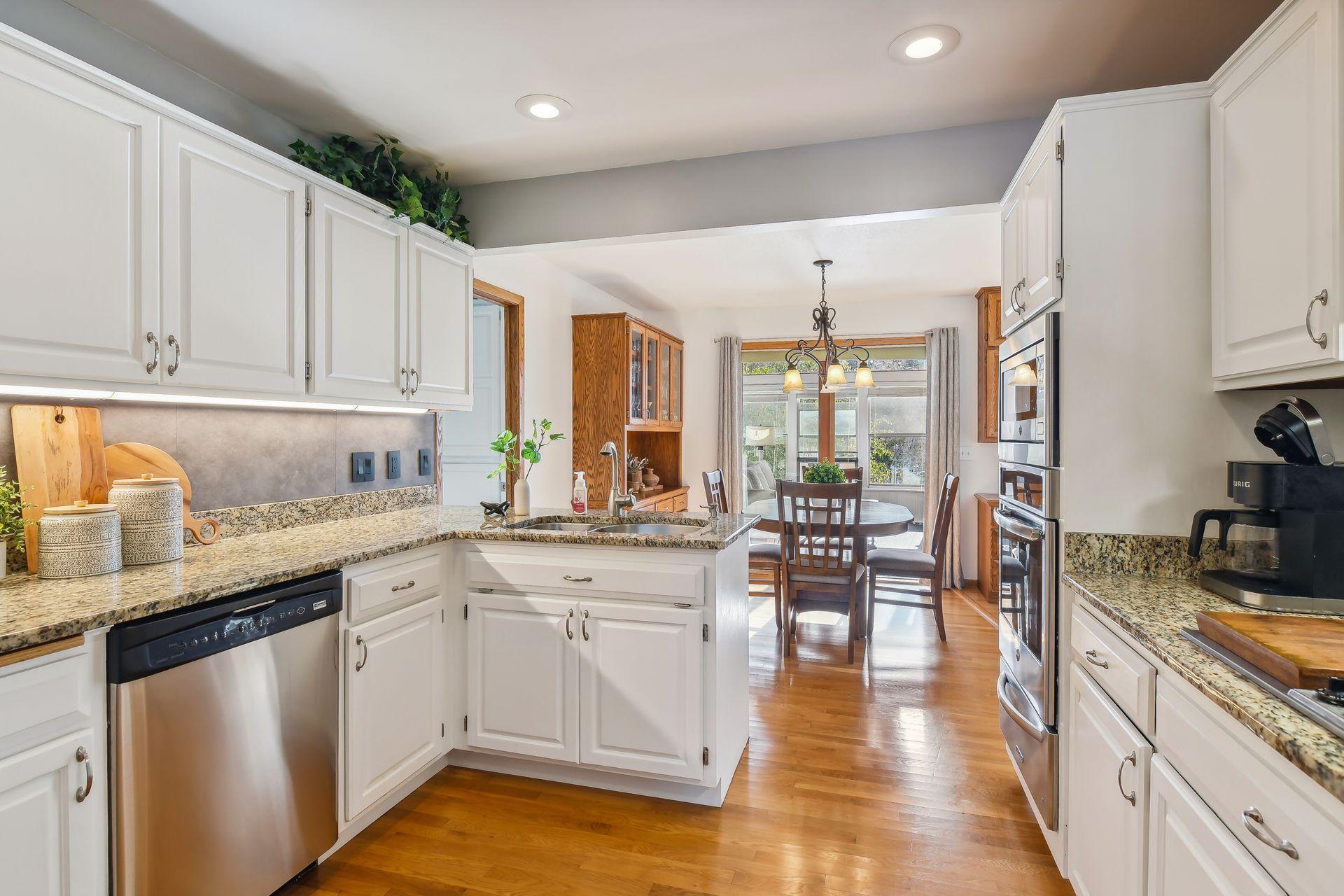9811 Purgatory Road Eden Prairie, MN 55347 - Photo 9 of 34