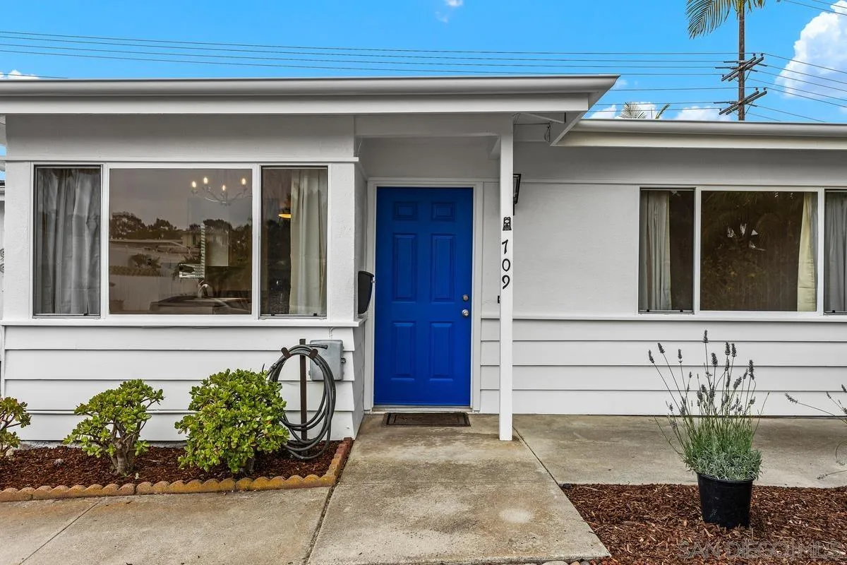 709 Sunflower Street Encinitas, CA 92024 - Photo 3 of 31 a front view of a house