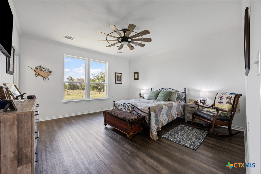 240 Oil Field Road Lockhart, TX 78644 - Photo 11 of 32