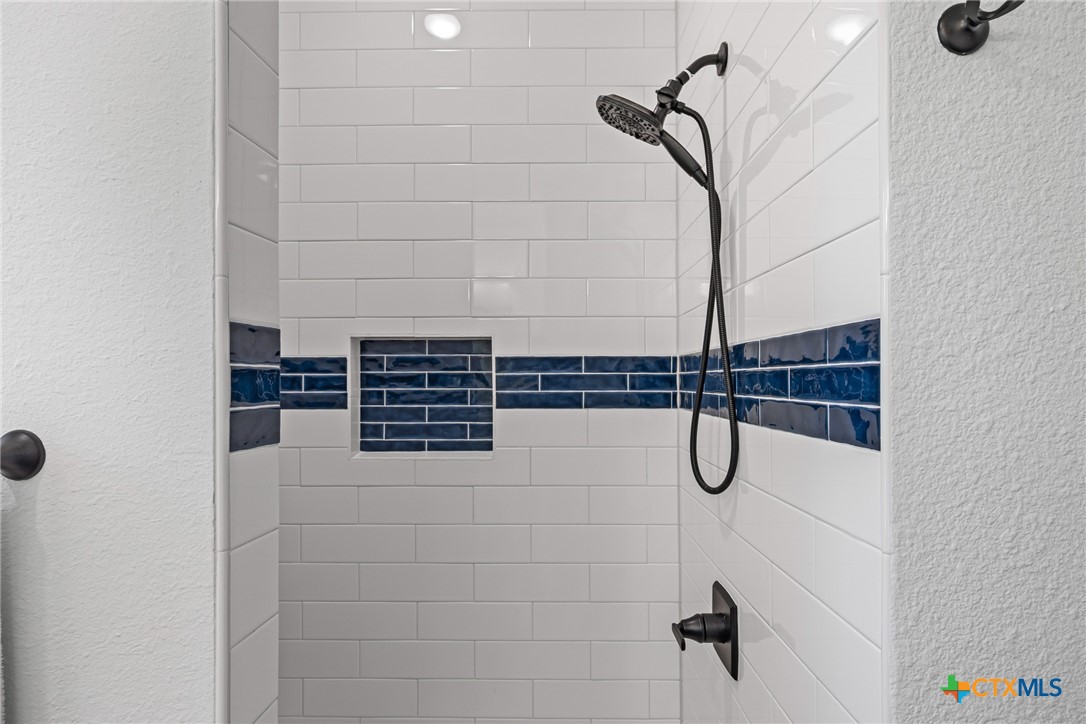 240 Oil Field Road Lockhart, TX 78644 - Photo 14 of 32