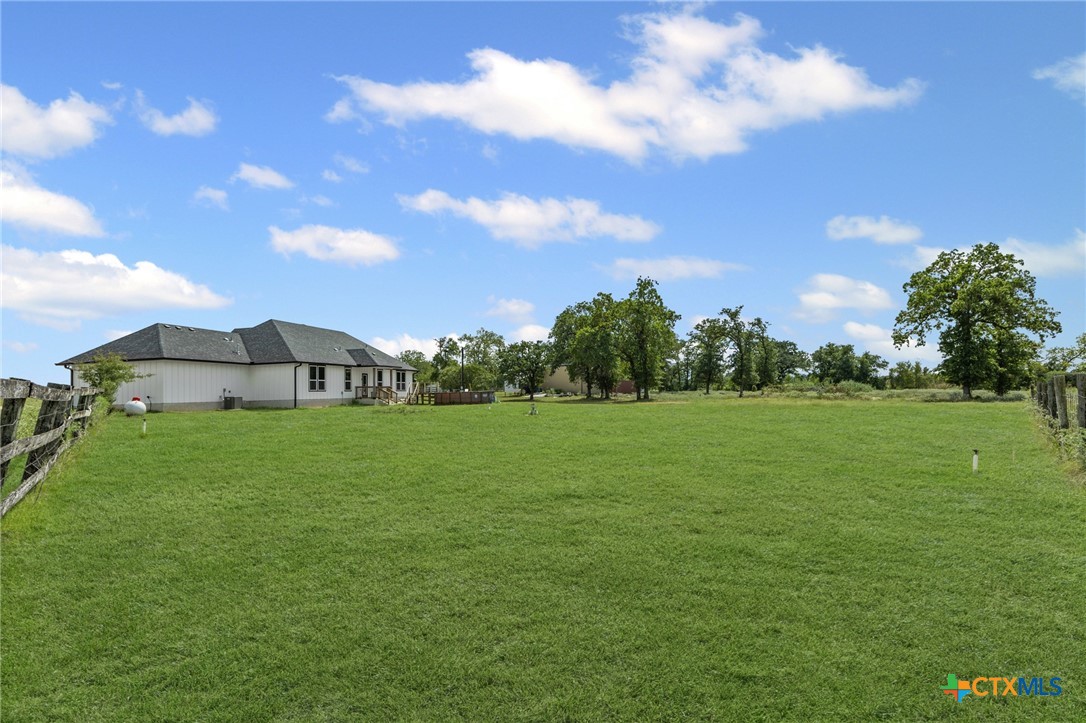 240 Oil Field Road Lockhart, TX 78644 - Photo 26 of 32
