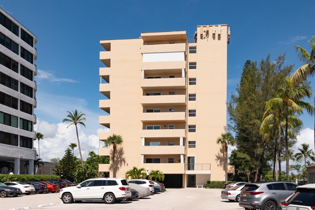 3581 South Ocean Boulevard, Unit 2B Palm Beach, FL 33480 - Photo 41 of 41 a building view