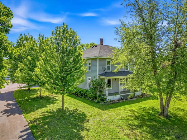 $344,900 | 720 1st Street North, Waterville, MN 56096