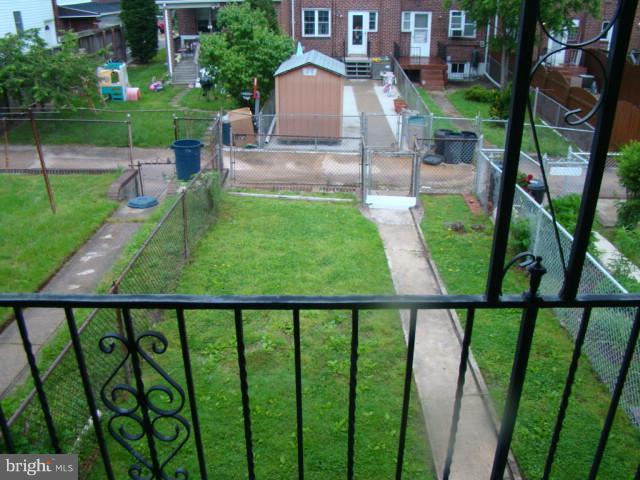 7826 Eastdale Road Baltimore, MD 21224 - Photo 11 of 17 Backyard