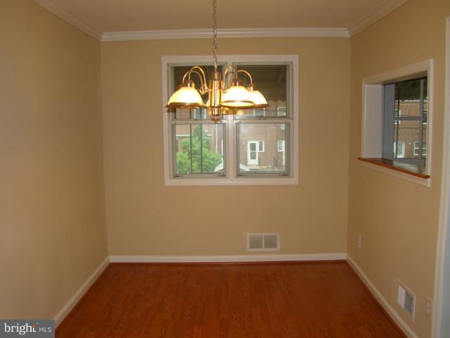 7826 Eastdale Road Baltimore, MD 21224 - Photo 4 of 17 Dining Room