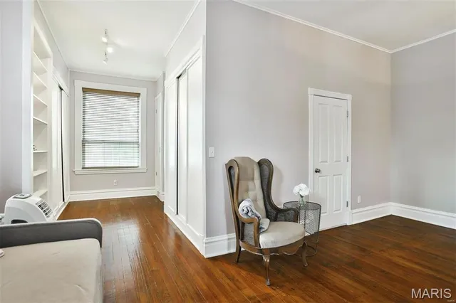 $1,850 | 2018 Senate Street, Unit R, St. Louis, MO 63118