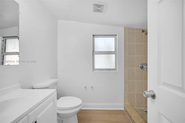 $3,200 | 299 Northwest 43rd Street, Unit ST, Miami, FL 33127