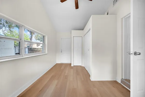 $3,200 | 299 Northwest 43rd Street, Unit ST, Miami, FL 33127