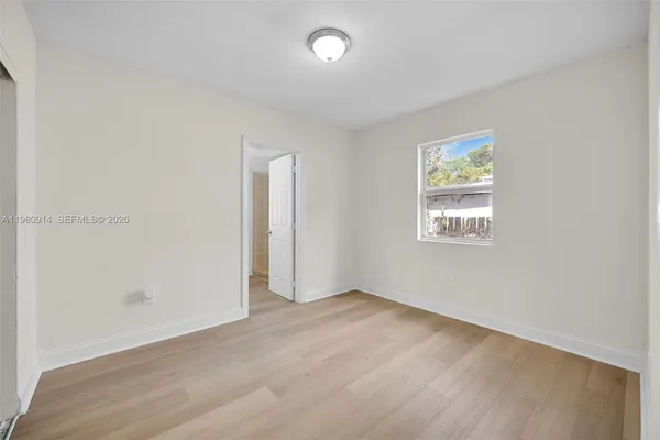 $3,200 | 299 Northwest 43rd Street, Unit ST, Miami, FL 33127