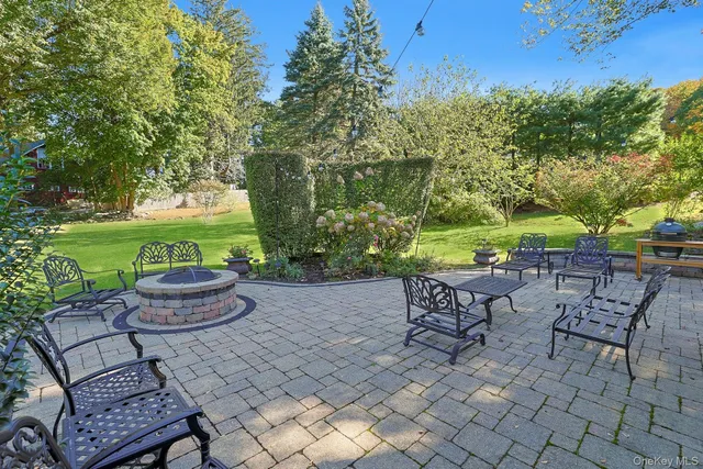 $1,299,000 | 1 Eunice Lane, Thornwood, NY 10594