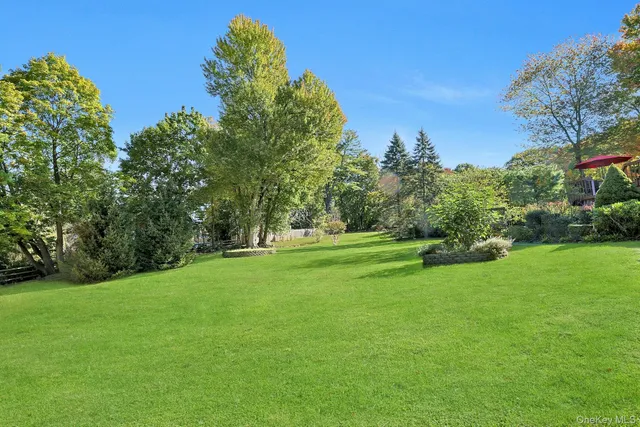 $1,299,000 | 1 Eunice Lane, Thornwood, NY 10594