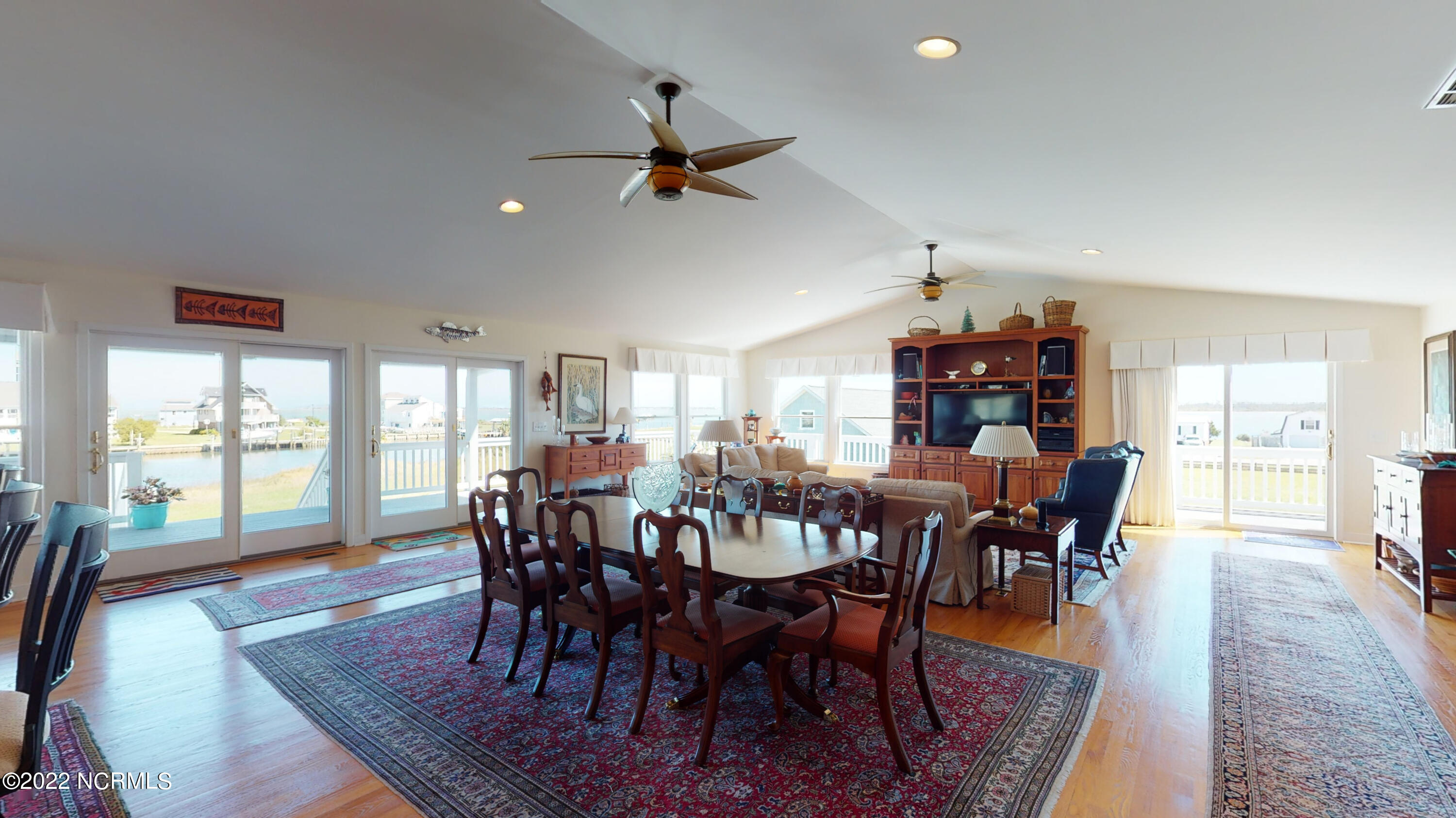 213 Straits Haven Road Beaufort, NC 28516 - Photo 13 of 68 Living/Dining Room