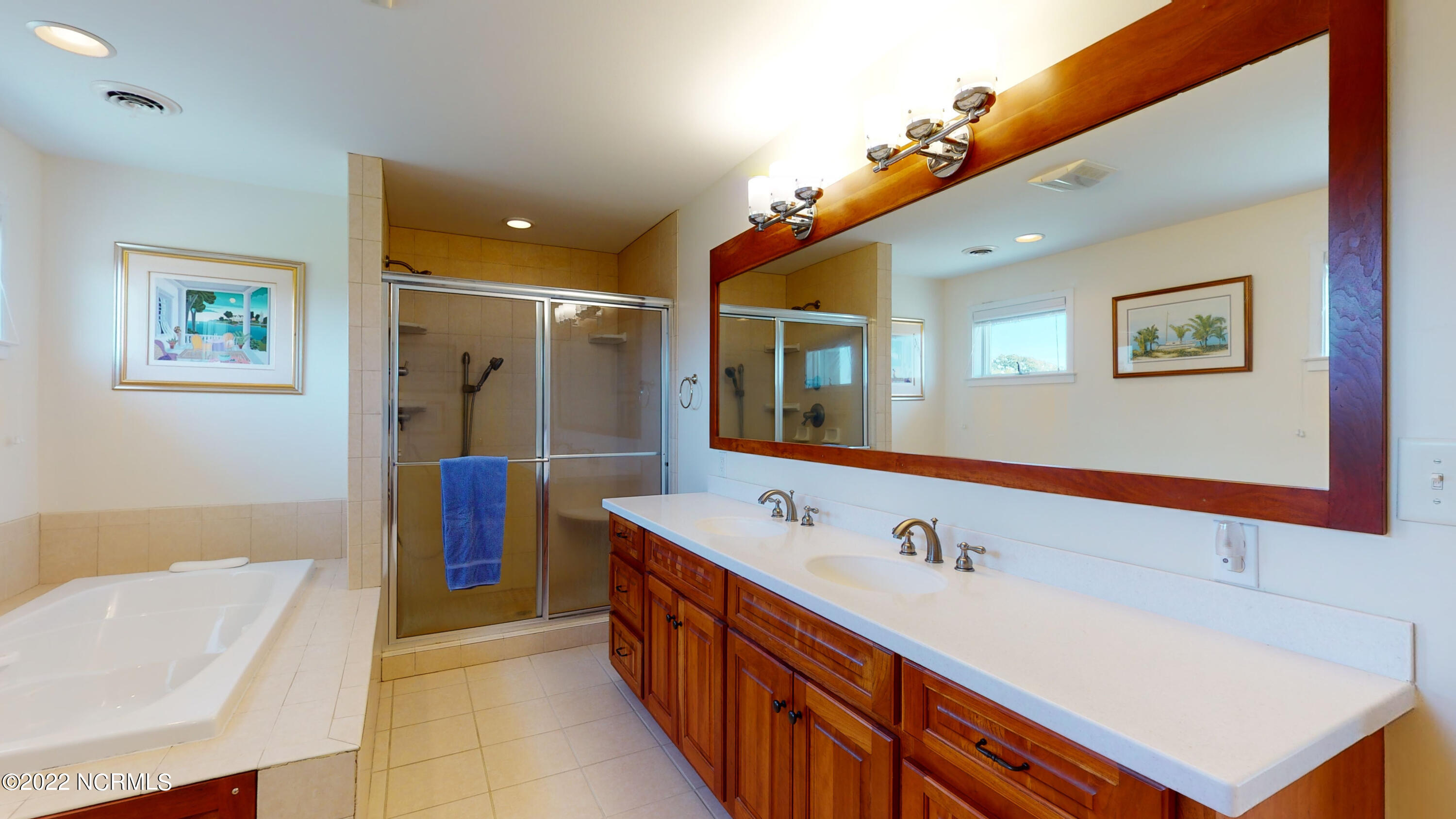 213 Straits Haven Road Beaufort, NC 28516 - Photo 24 of 68 Master Bath
