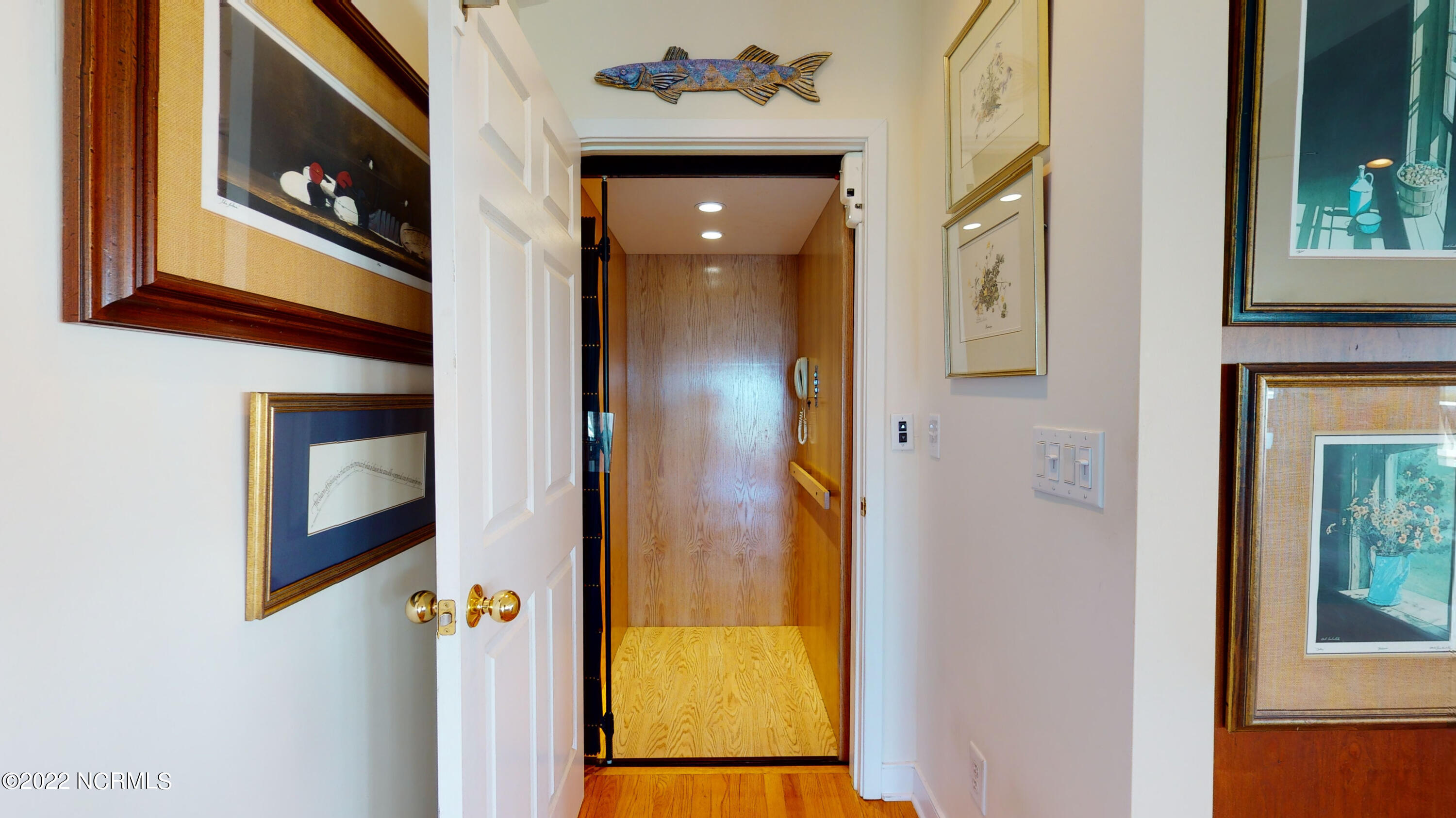 213 Straits Haven Road Beaufort, NC 28516 - Photo 34 of 68 Elevator