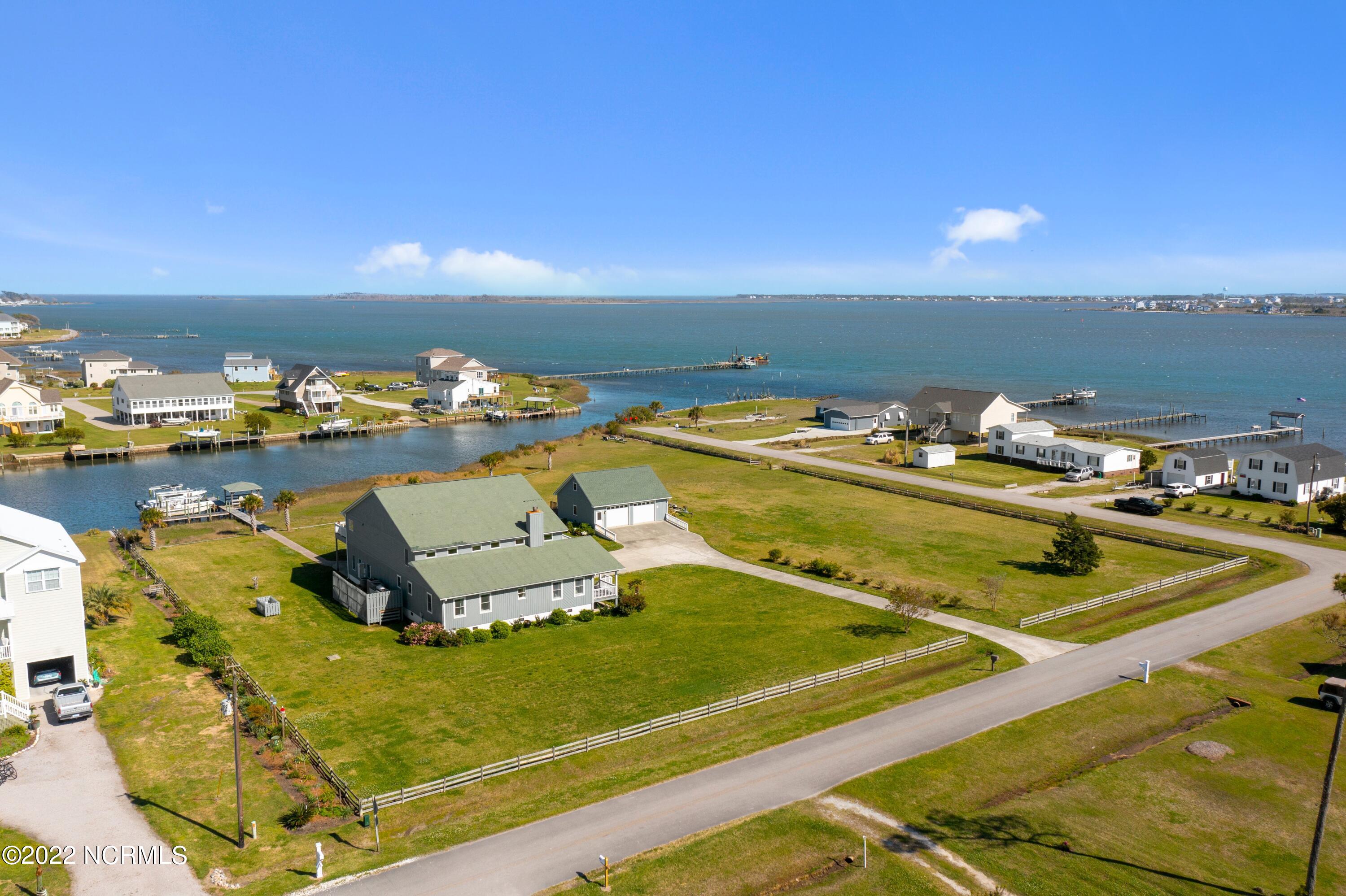 213 Straits Haven Road Beaufort, NC 28516 - Photo 48 of 68 Corner Lot