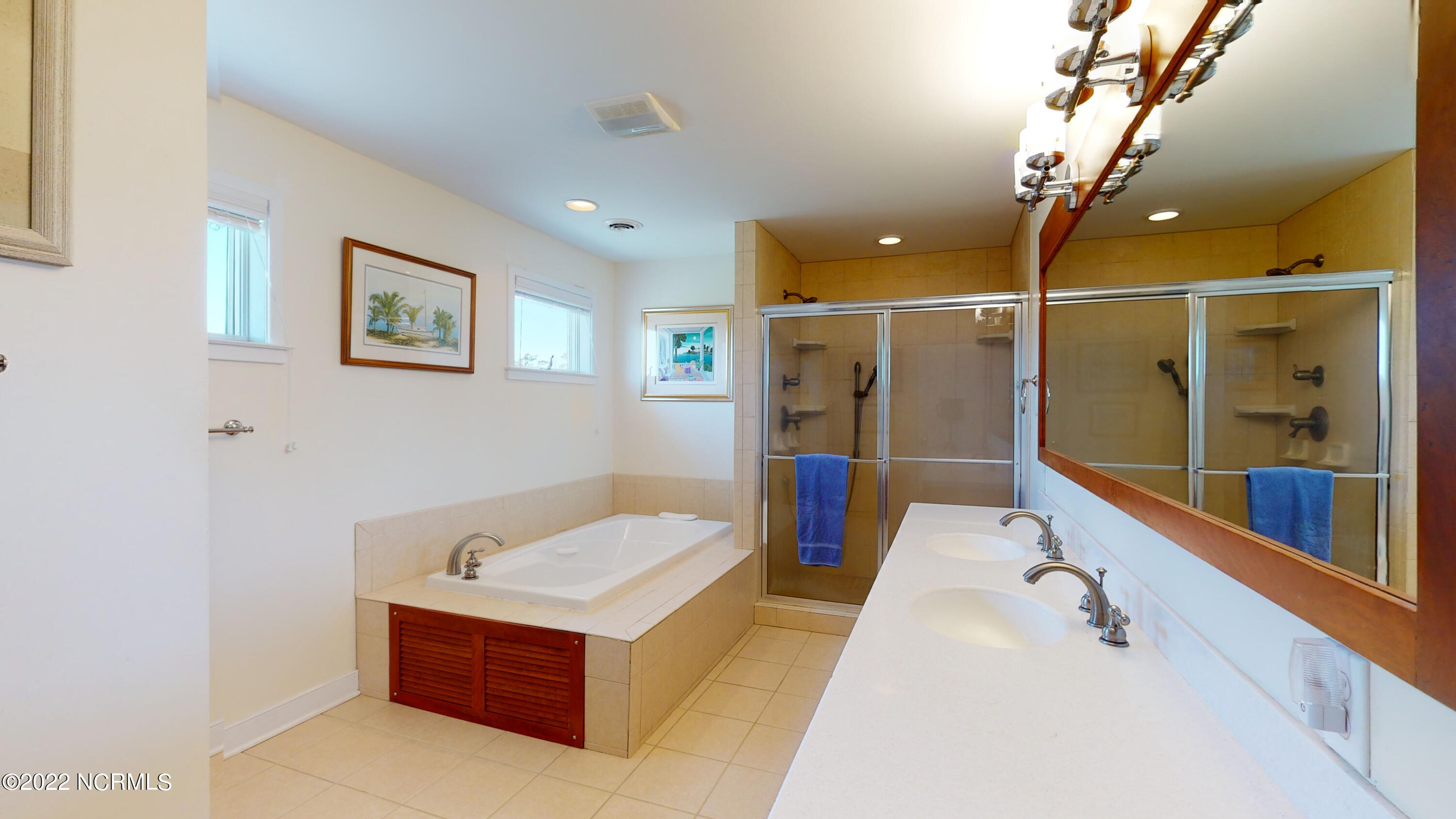 213 Straits Haven Road Beaufort, NC 28516 - Photo 60 of 68 Large Master Bath