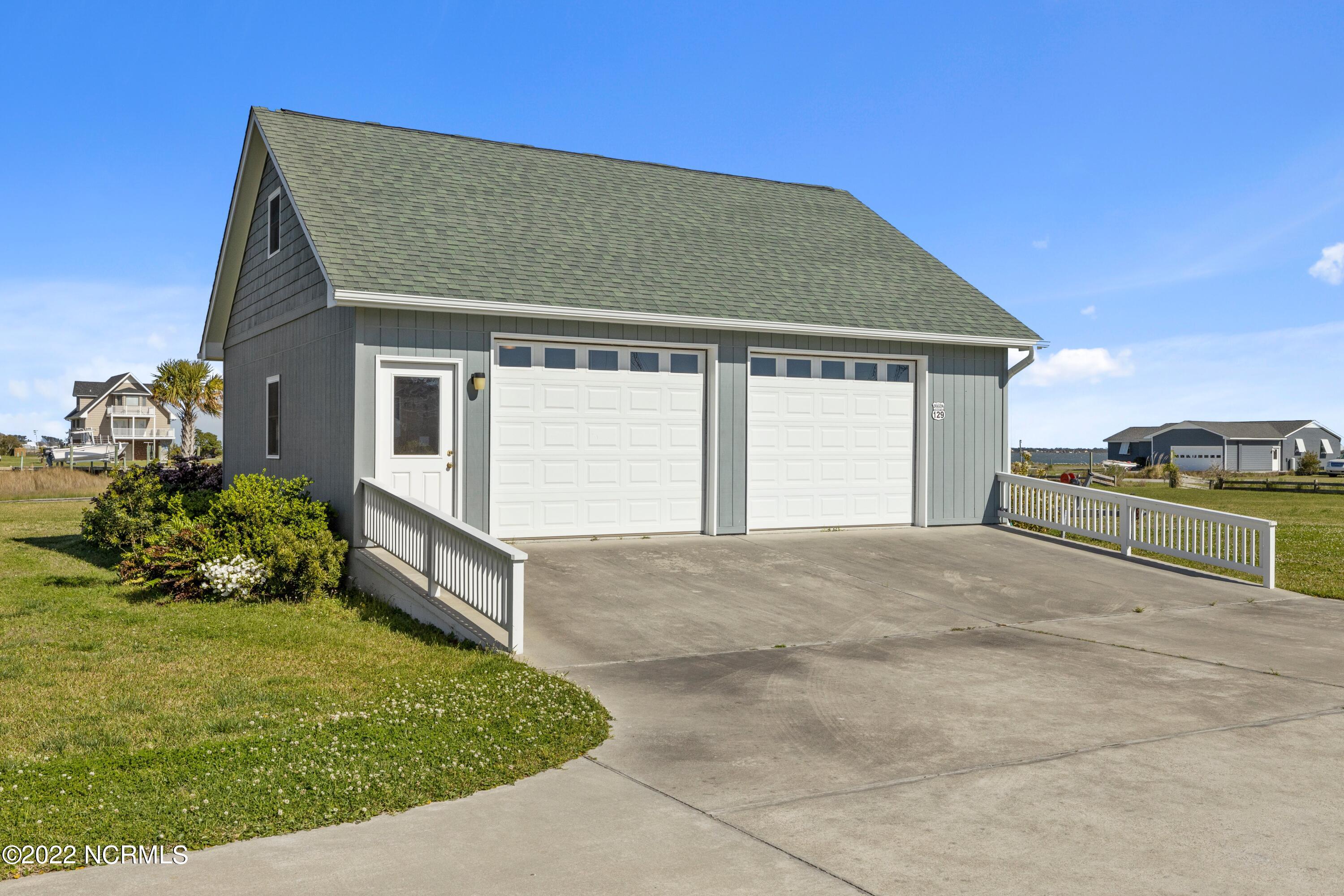 213 Straits Haven Road Beaufort, NC 28516 - Photo 8 of 68 Two Car Garage