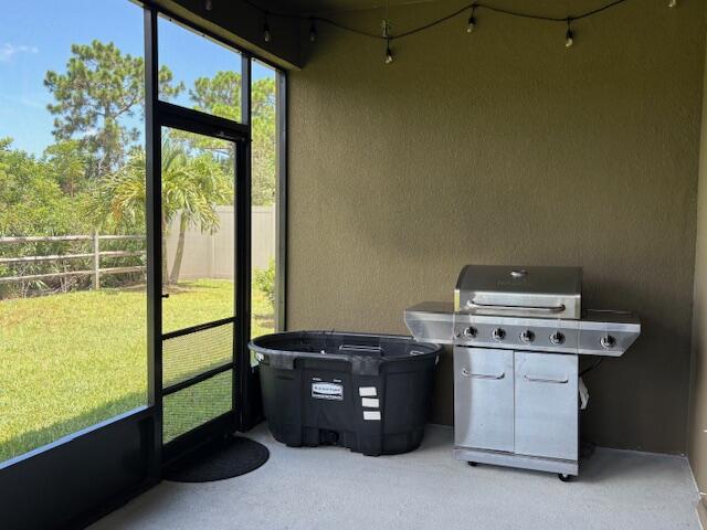 571 Old Country Rd S East Palm Bay, FL 32909 - Photo 23 of 37 a view of a room with washer and dryer