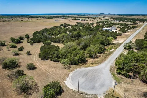 $100,000 | 336 Private Road 2658, Walnut Springs, TX 76690