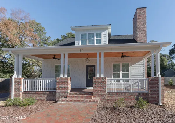$1,275,000 | 30 Medlin Road, Pinehurst, NC 28374