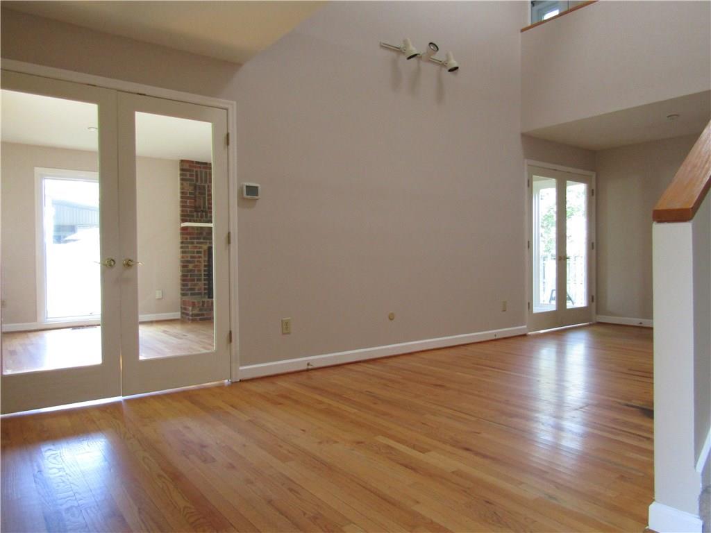 1110 Rocky Ford Road Columbus, IN 47203 - Photo 4 of 16 Gallery Image 4