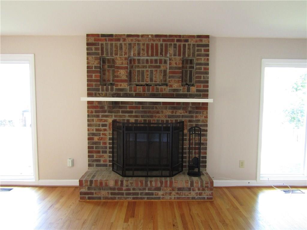 1110 Rocky Ford Road Columbus, IN 47203 - Photo 7 of 16 Gallery Image 7