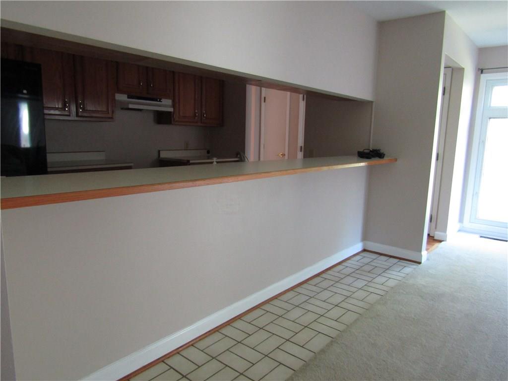 1110 Rocky Ford Road Columbus, IN 47203 - Photo 8 of 16 Gallery Image 8