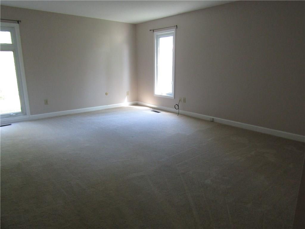 1110 Rocky Ford Road Columbus, IN 47203 - Photo 9 of 16 Gallery Image 9