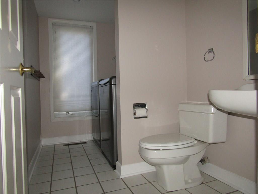 1110 Rocky Ford Road Columbus, IN 47203 - Photo 10 of 16 Gallery Image 10