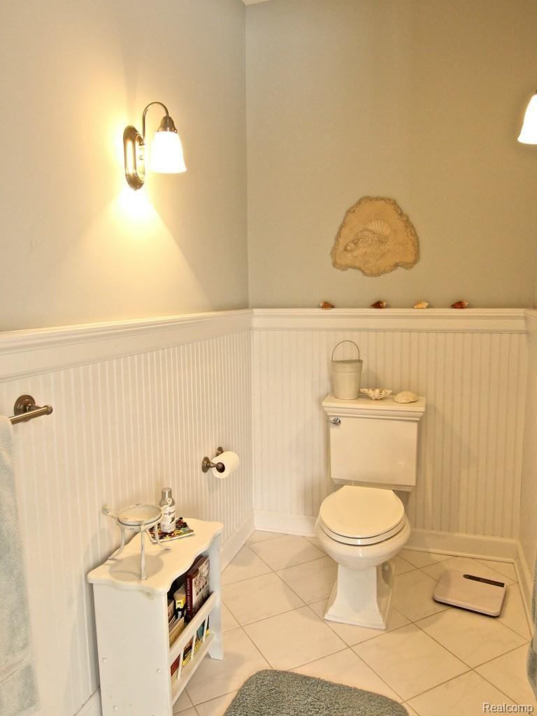 5905 Southgate Road Rochester, MI 48306 - Photo 65 of 83 IMG_0586.jpg