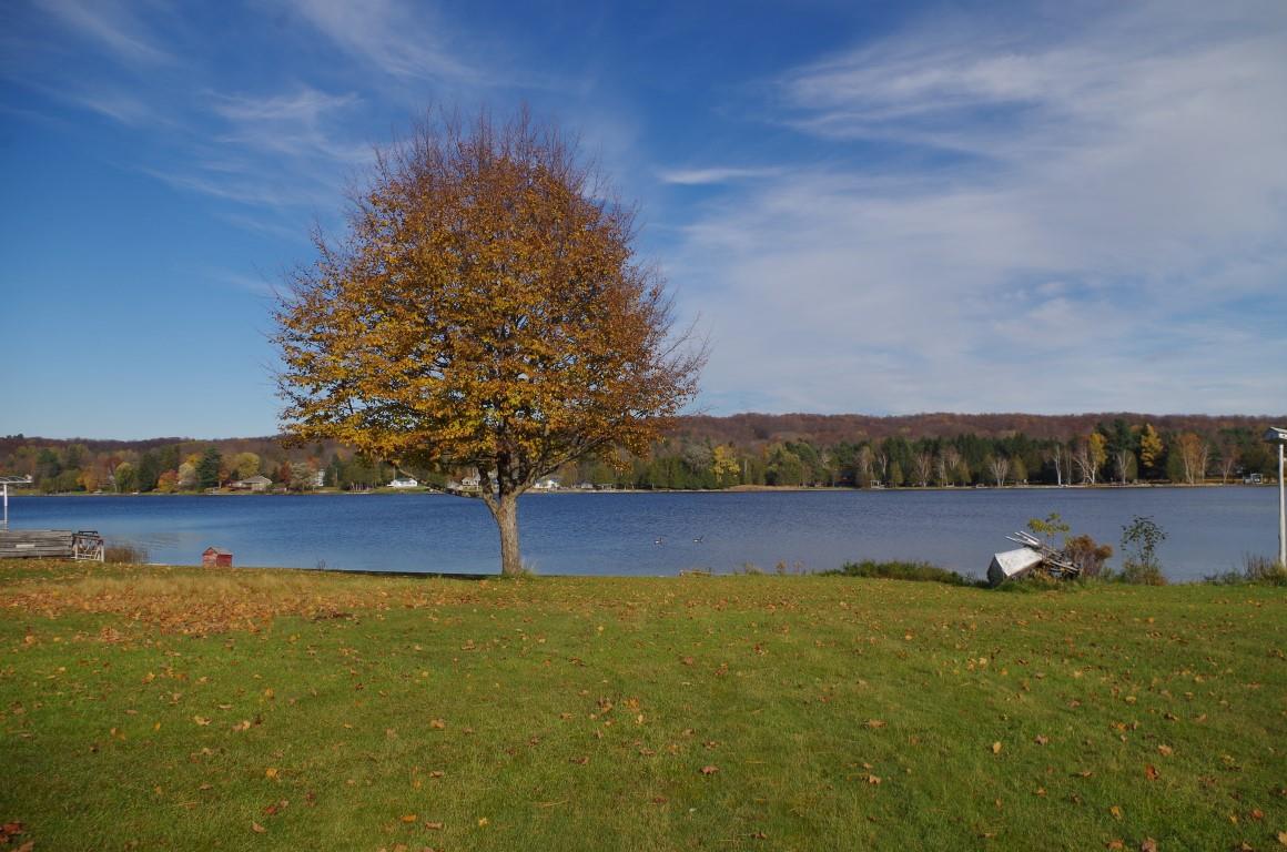 1984 Moyer Road Central Lake, MI 49622 - Photo 20 of 25 1854709-19.JPG