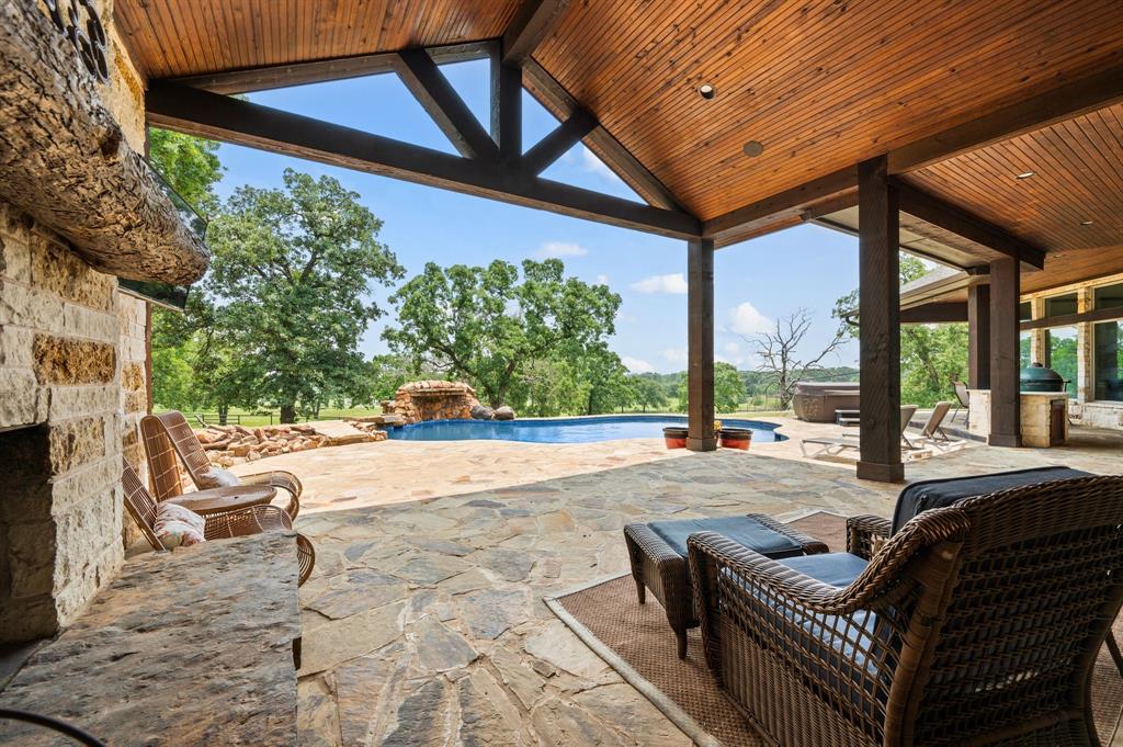 248 Howard Road Valley View, TX 76272 - Photo 27 of 39 a outdoor space with a sitting space