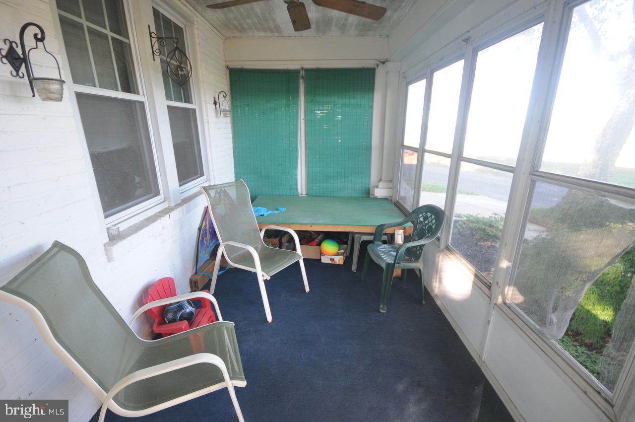 70 Riverside Avenue Roebling, NJ 08554 - Photo 4 of 33 Enclosed Entry Porch